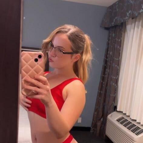 
                        Cassie
                     is Female Escorts. | Fredericton | New Brunswick | Canada | canadatopescorts.com 