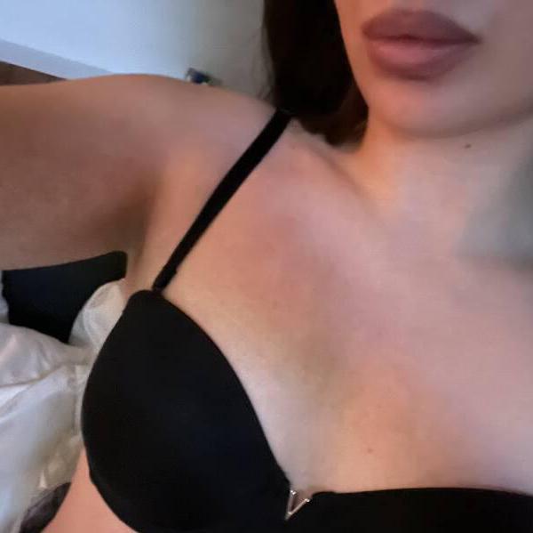 
                        Katalina
                     is Female Escorts. | Quebec City | Quebec | Canada | canadatopescorts.com 