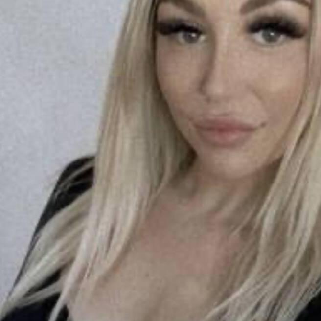 
                        Kate
                     is Female Escorts. | Kelowna | British Columbia | Canada | canadatopescorts.com 