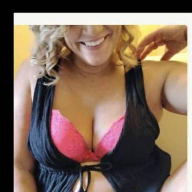 
                        Bentlee
                     is Female Escorts. | Niagara | Ontario | Canada | canadatopescorts.com 