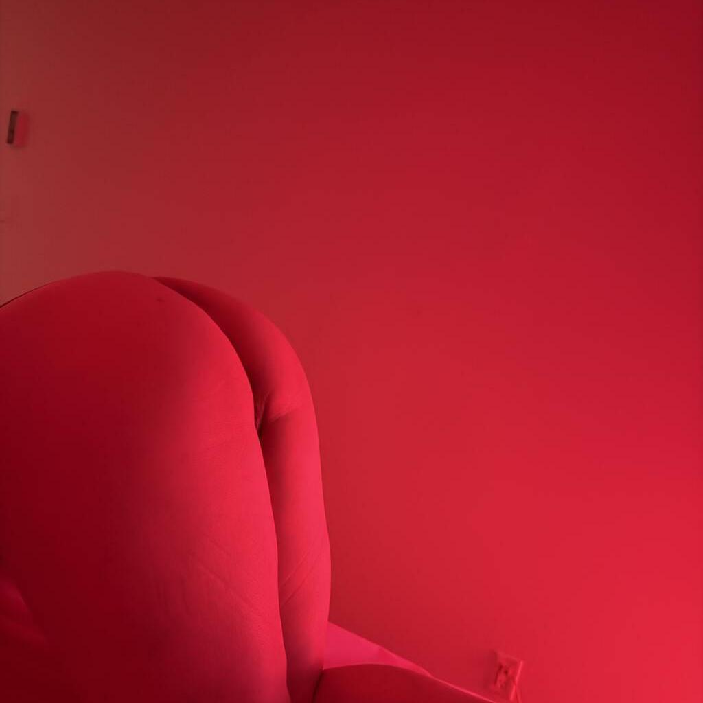 
                        Sara
                     is Female Escorts. | Quebec City | Quebec | Canada | canadatopescorts.com 