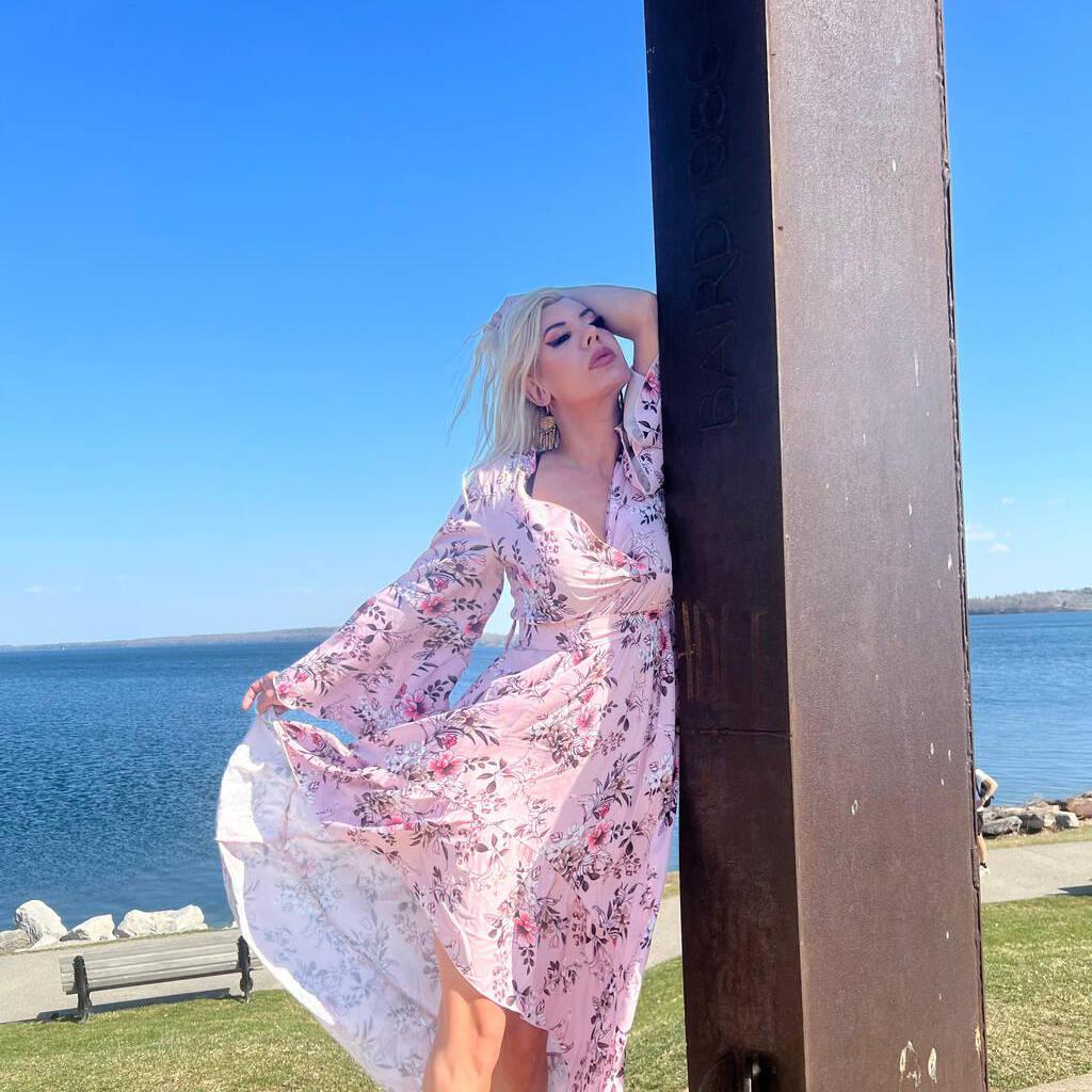 
                        Lola biggest tool
                     is Female Escorts. | Barrie | Ontario | Canada | canadatopescorts.com 