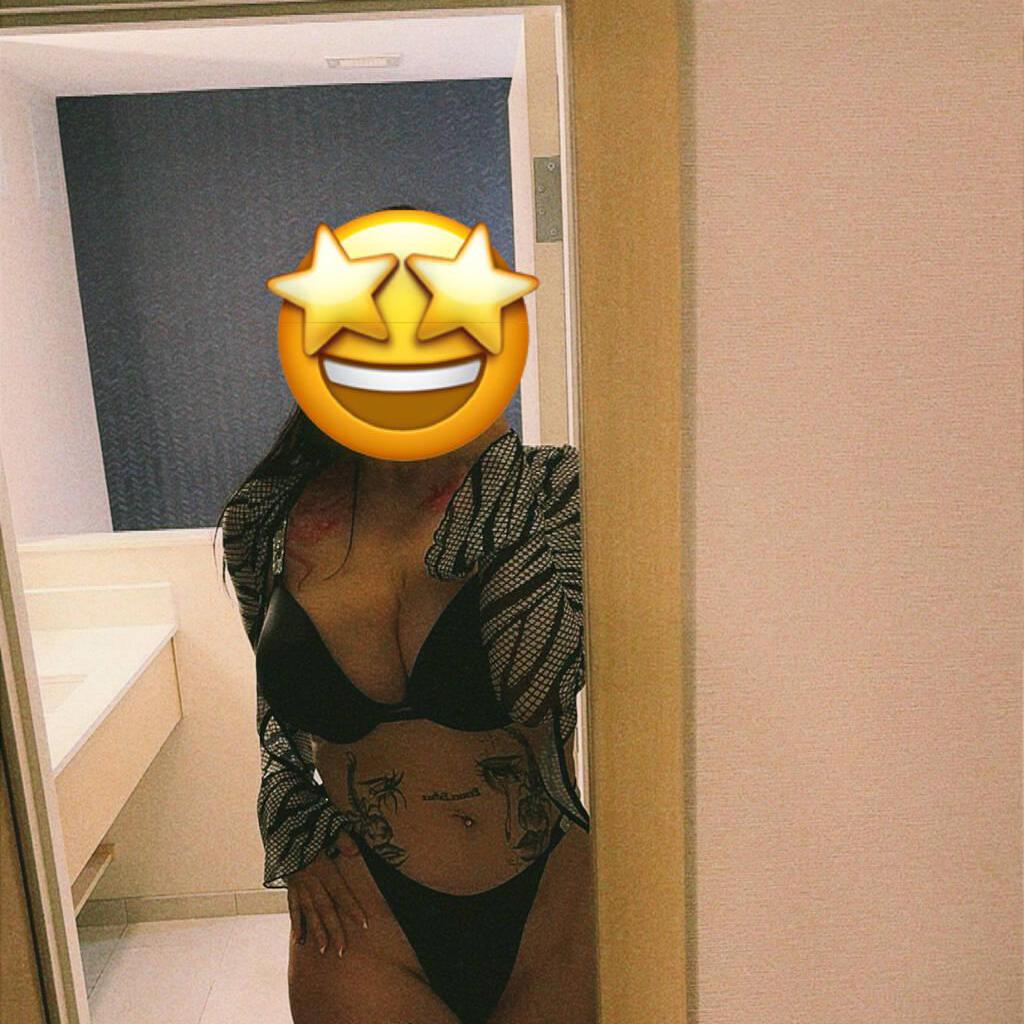 
                        Big Titty Tiffany
                     is Female Escorts. | Kitchener | Ontario | Canada | canadatopescorts.com 