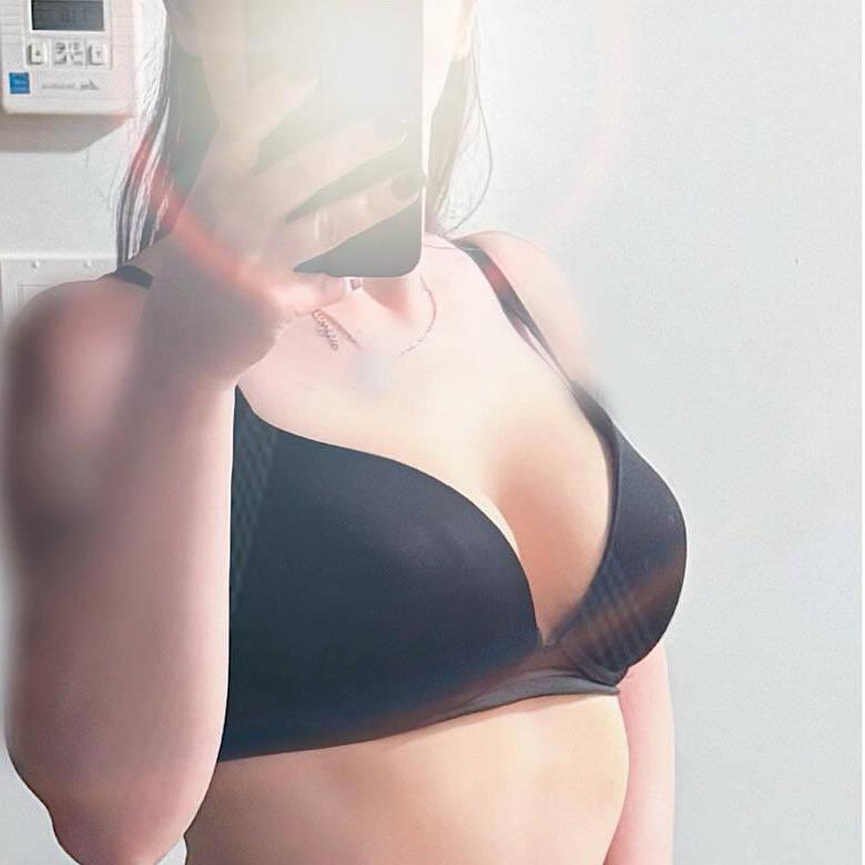 
                        Rachel
                     is Female Escorts. | Vancouver | British Columbia | Canada | canadatopescorts.com 