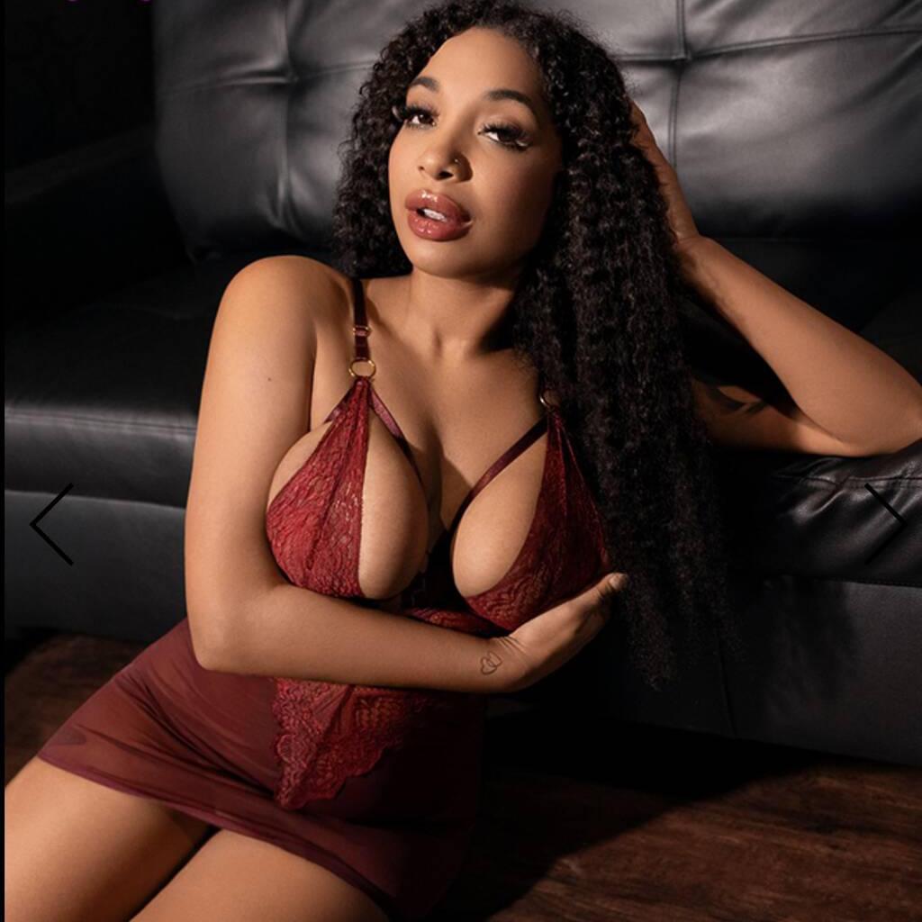 
                        Britany Bunnyy
                     is Female Escorts. | Saguenay | Quebec | Canada | canadatopescorts.com 