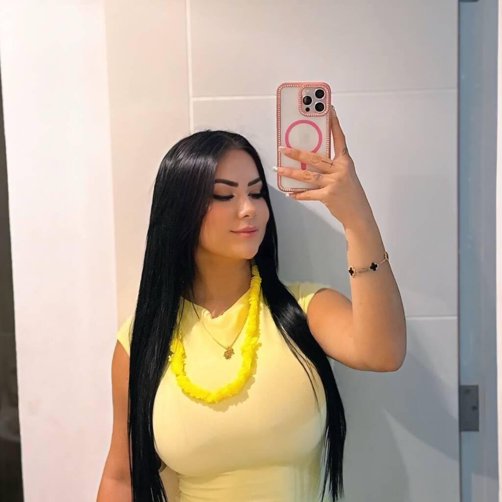 
                        EMERALD
                     is Female Escorts. | Vancouver | British Columbia | Canada | canadatopescorts.com 