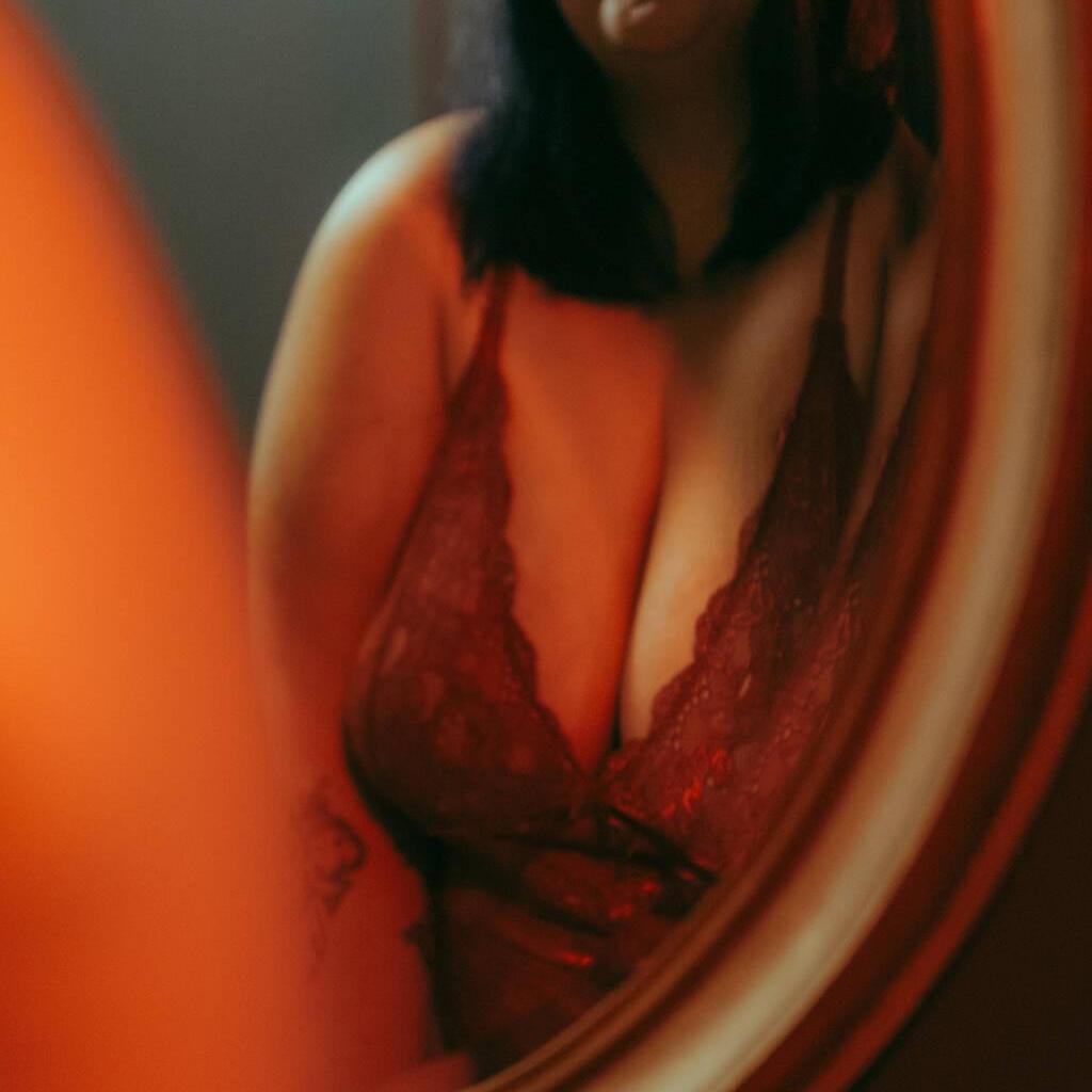 
                        Lillian Mac
                     is Female Escorts. | Toronto | Ontario | Canada | canadatopescorts.com 