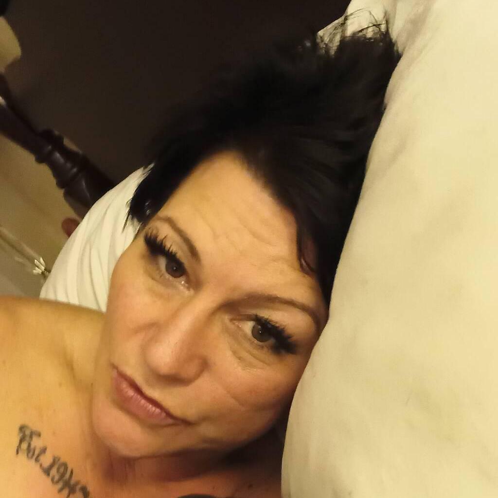 
                        Veronica and/or Lucy
                     is Female Escorts. | Fredericton | New Brunswick | Canada | canadatopescorts.com 