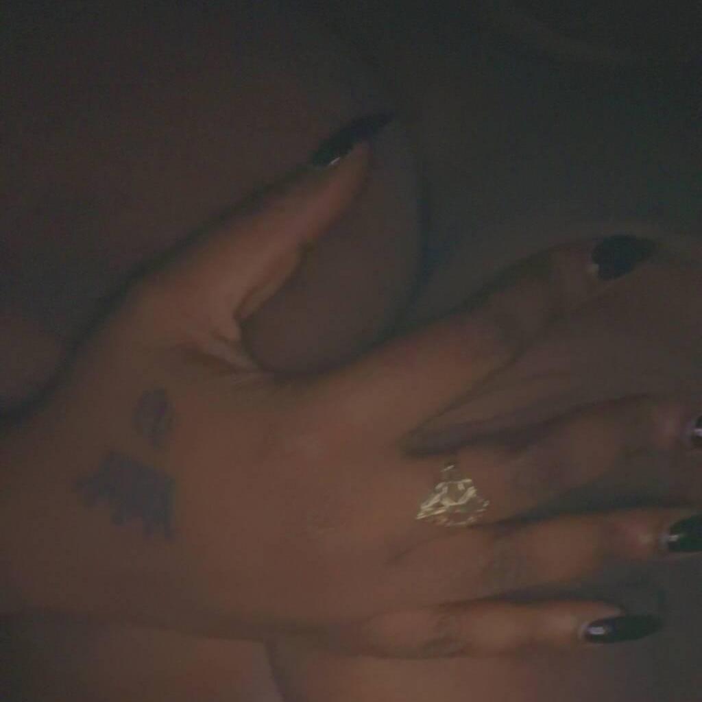 
                        Kris's black
                     is Female Escorts. | Sarnia | Ontario | Canada | canadatopescorts.com 