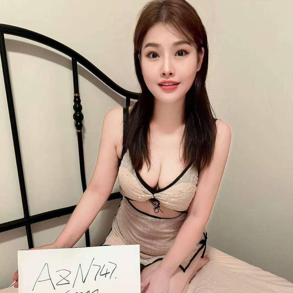 
                        Miki&Kelly514-309-0340
                     is Female Escorts. | Montreal | Quebec | Canada | canadatopescorts.com 