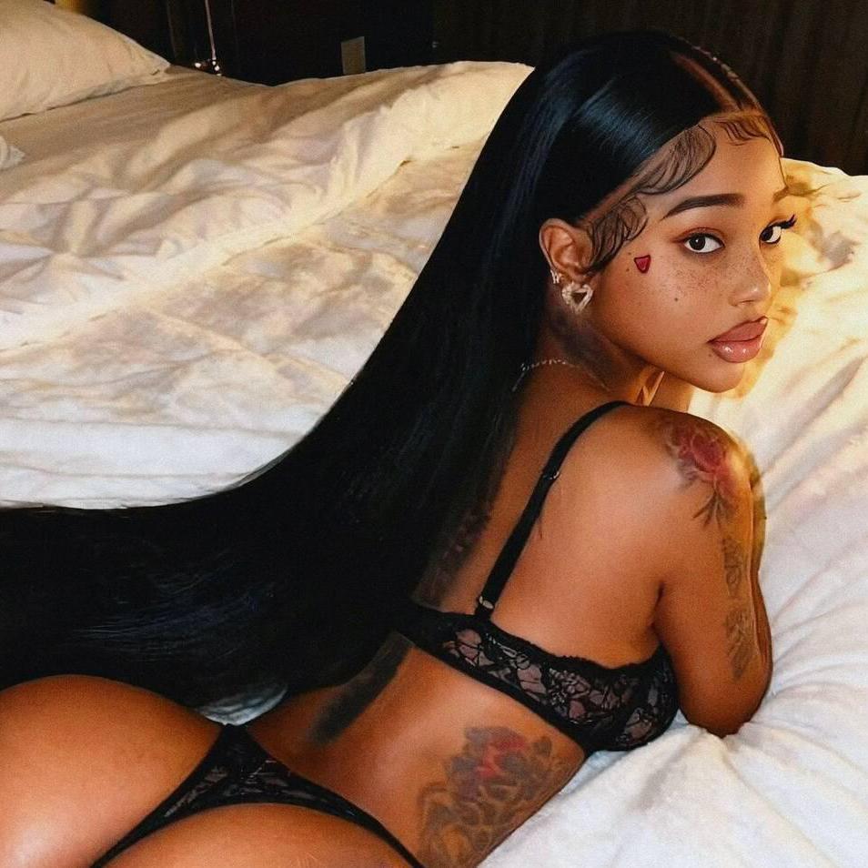 
                        Laura
                     is Female Escorts. | Ft Mcmurray | Alberta | Canada | canadatopescorts.com 