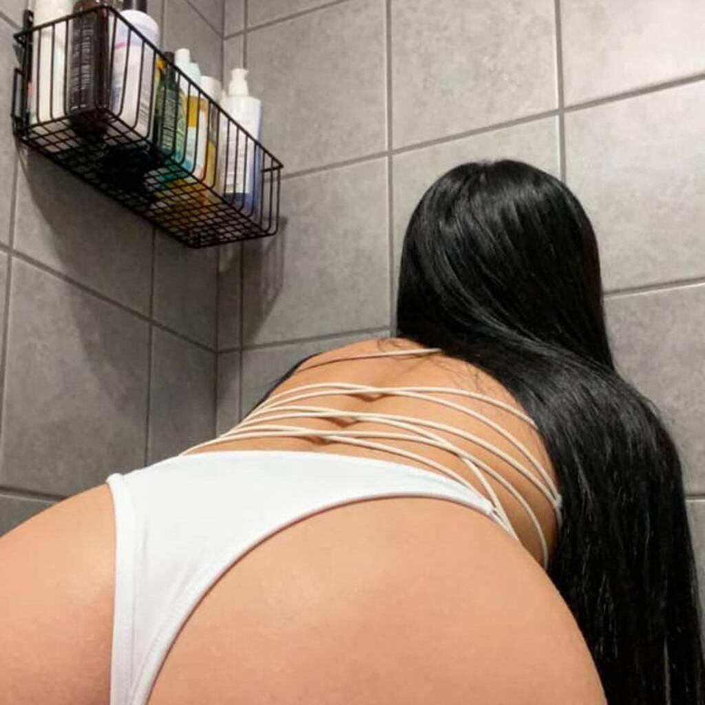 
                        Selina Mikos
                     is Female Escorts. | Winnipeg | Manitoba | Canada | canadatopescorts.com 