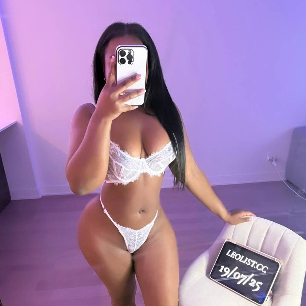 
                        Becky
                     is Female Escorts. | Moncton | New Brunswick | Canada | canadatopescorts.com 