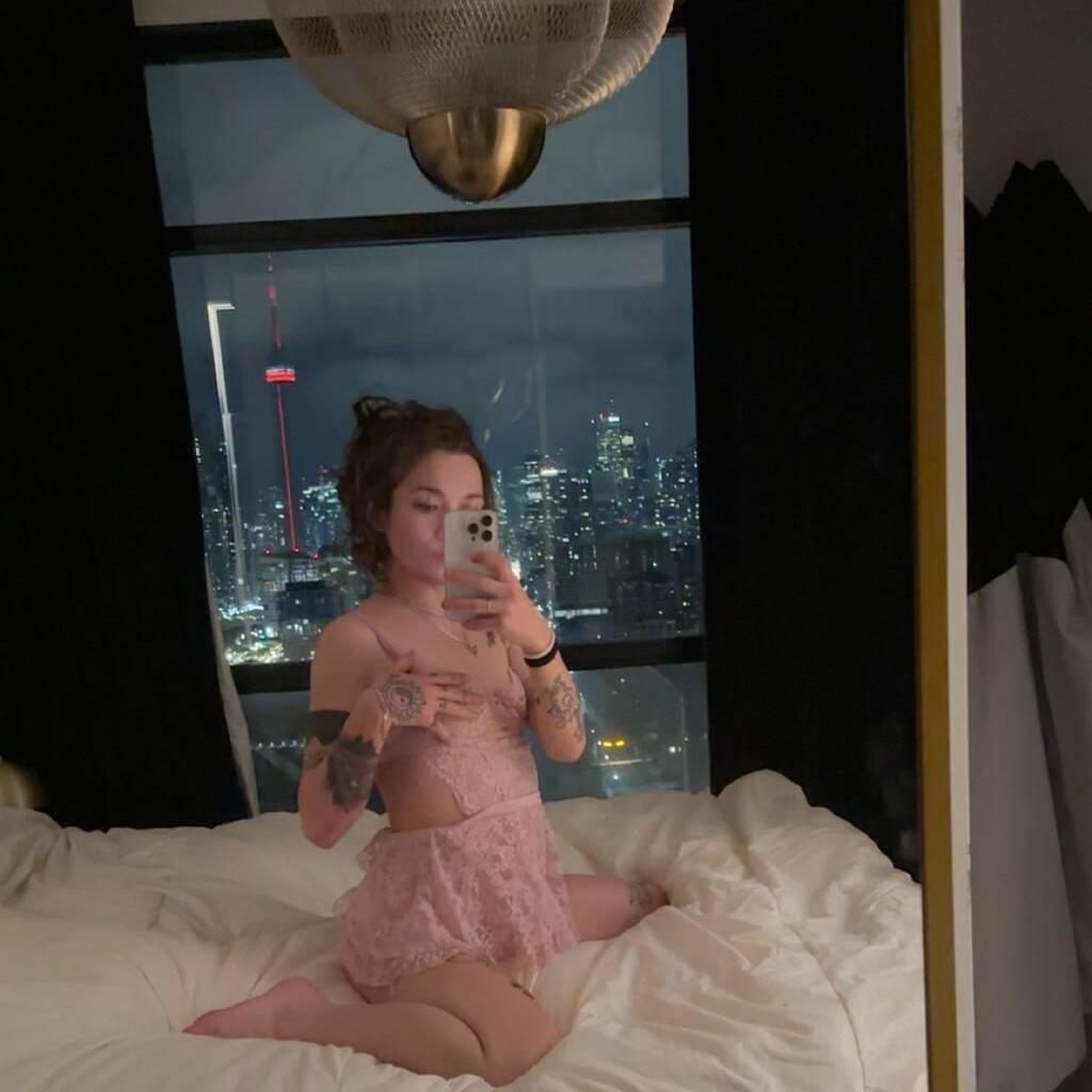 
                        Sara
                     is Female Escorts. | Sudbury | Ontario | Canada | canadatopescorts.com 