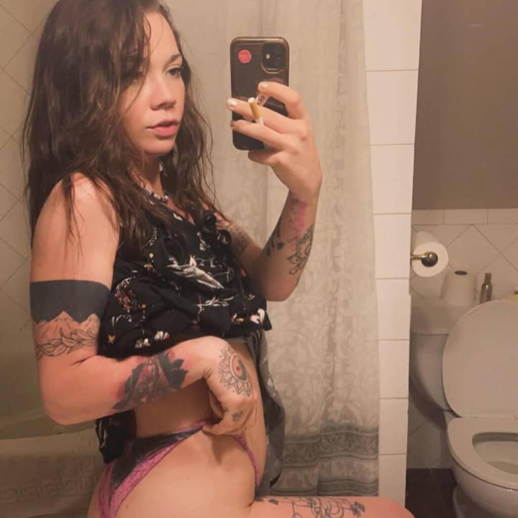 
                        Sara
                     is Female Escorts. | Sudbury | Ontario | Canada | canadatopescorts.com 