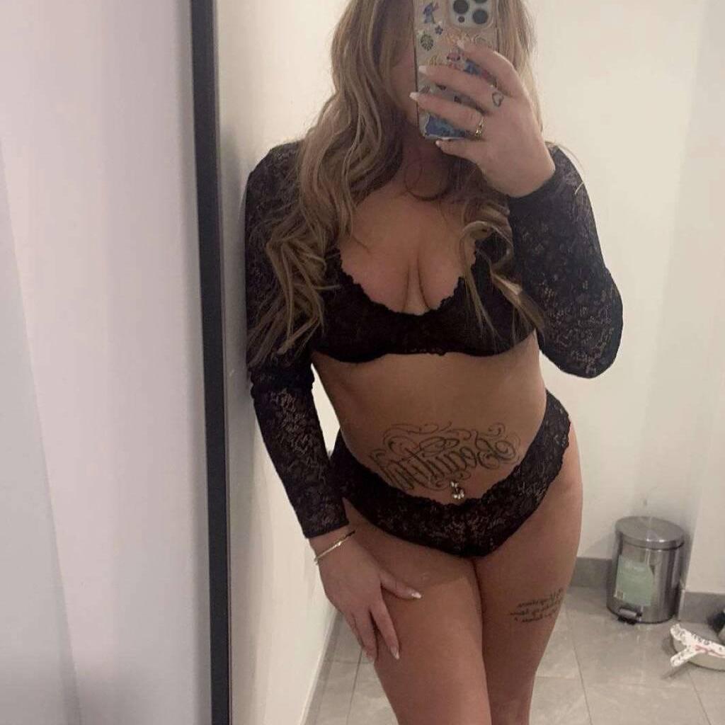 
                        Vanessa
                     is Female Escorts. | Montreal | Quebec | Canada | canadatopescorts.com 