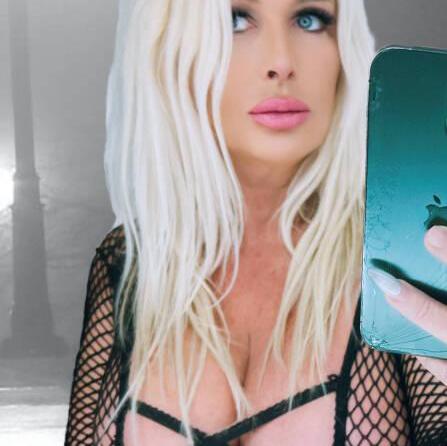 
                        NIKI VALHALLA
                     is Female Escorts. | Medicine Hat | Alberta | Canada | canadatopescorts.com 