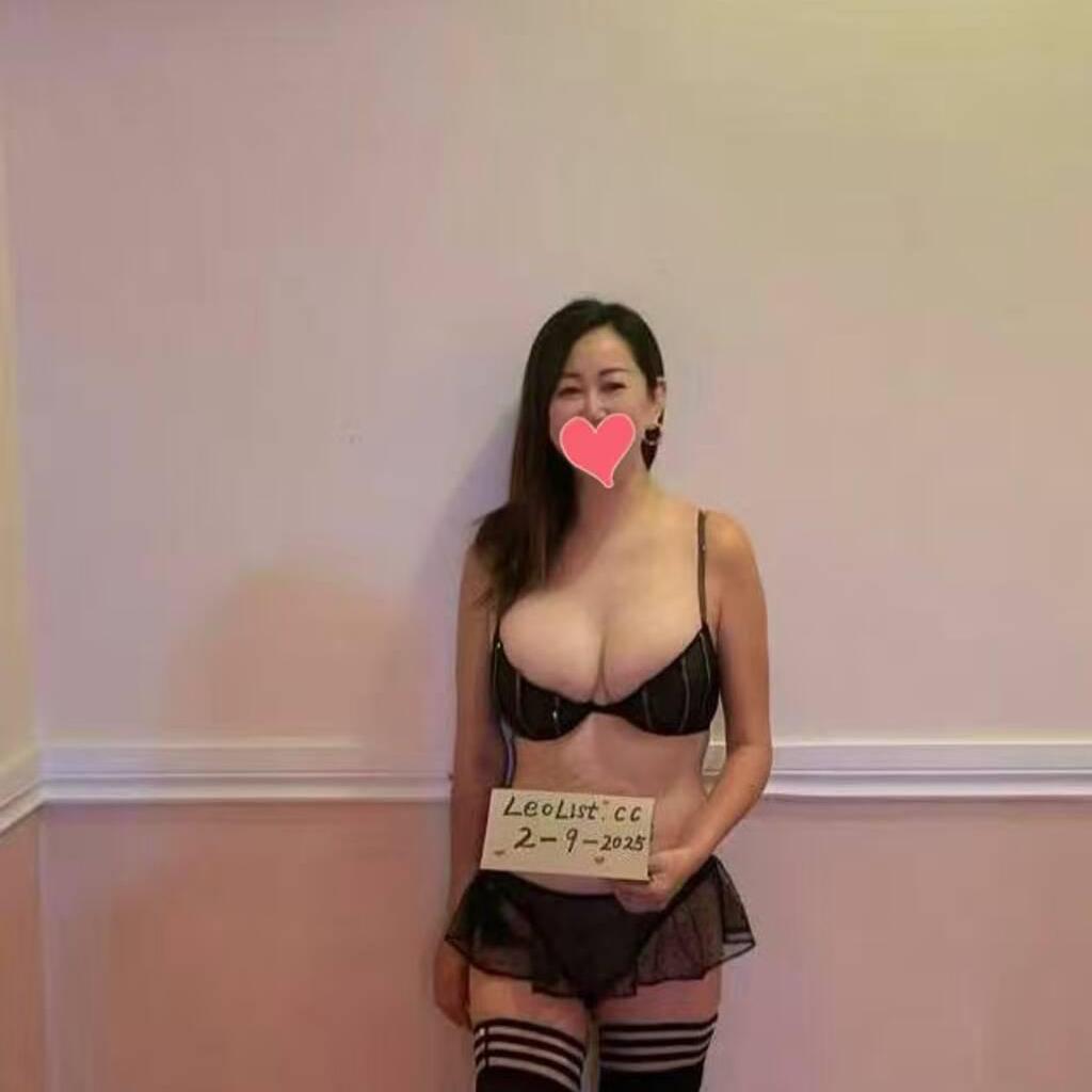 
                        Wendy .403.671.0533
                     is Female Escorts. | Calgary | Alberta | Canada | canadatopescorts.com 