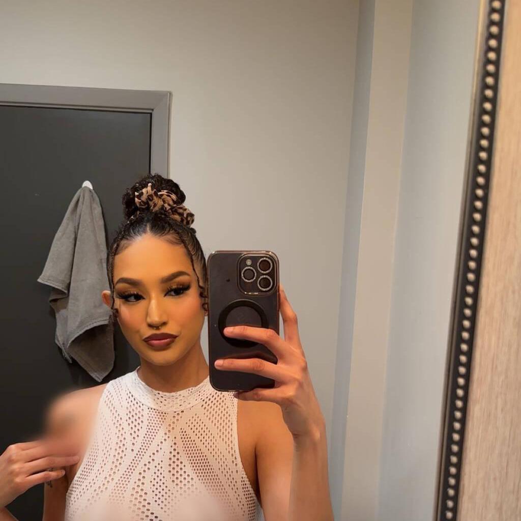 
                        Nadia
                     is Female Escorts. | Kitchener | Ontario | Canada | canadatopescorts.com 