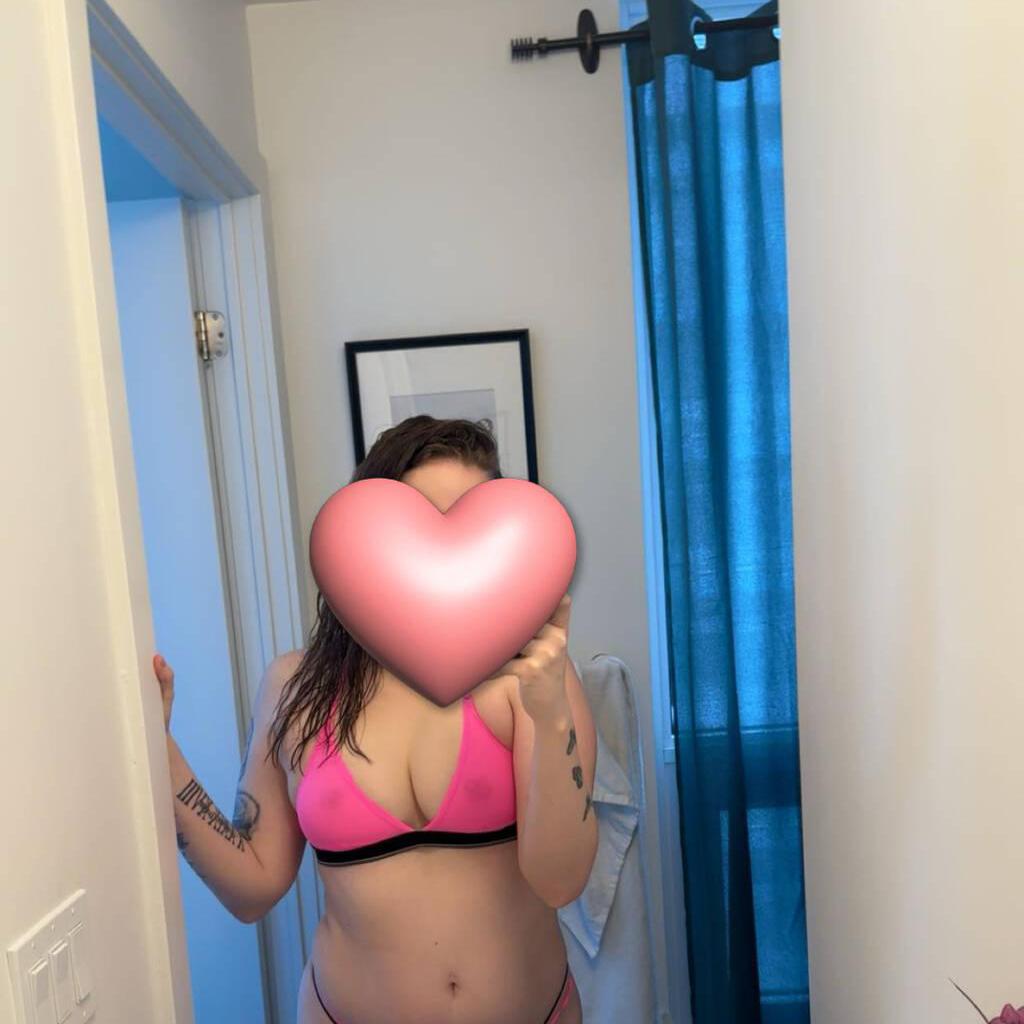 
                        Sophie
                     is Female Escorts. | Kitchener | Ontario | Canada | canadatopescorts.com 