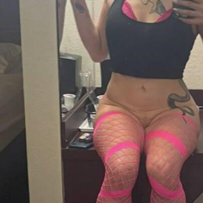 
                        Amber
                     is Female Escorts. | Regina | Saskatchewan | Canada | canadatopescorts.com 