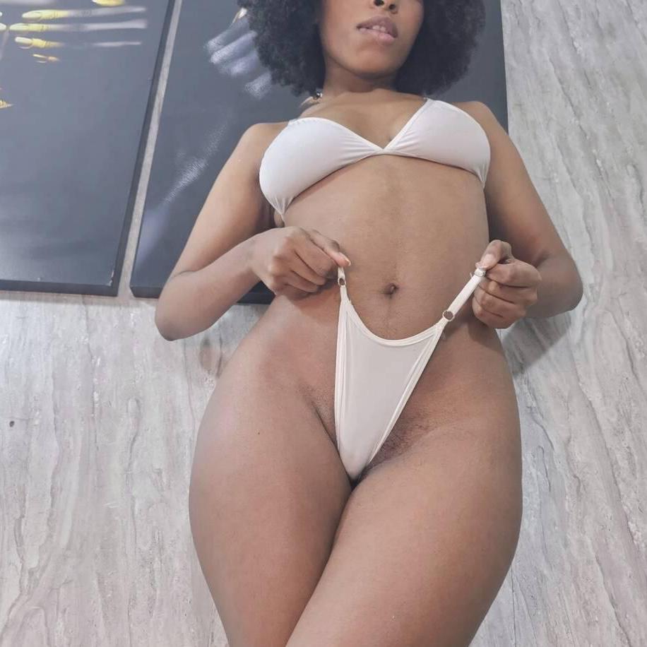 
                        Melanie
                     is Female Escorts. | Quebec City | Quebec | Canada | canadatopescorts.com 