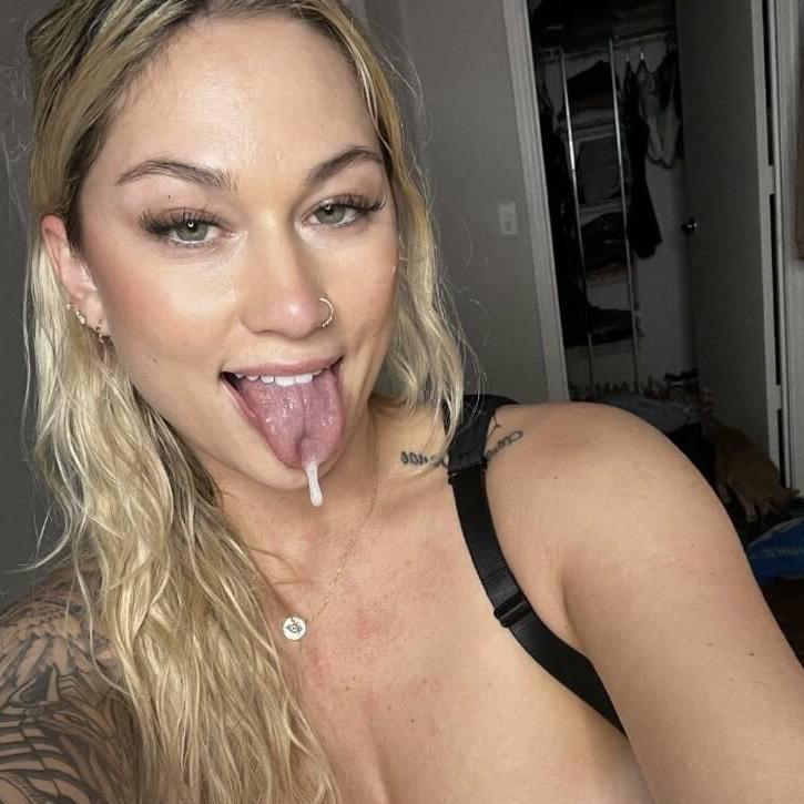 
                        Jenny
                     is Female Escorts. | windsor | Ontario | Canada | canadatopescorts.com 