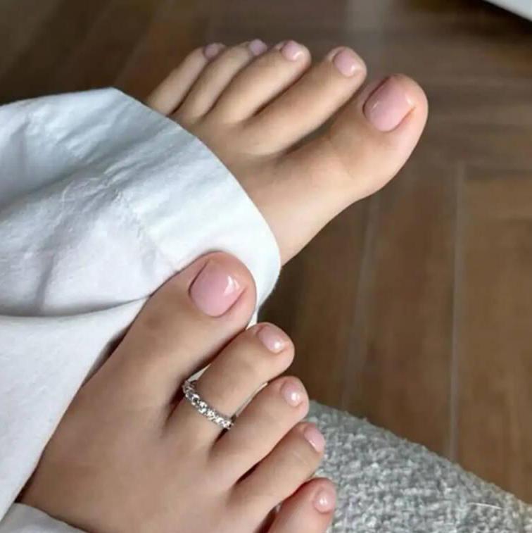 
                        Scarlett
                     is Female Escorts. | Brandon | Manitoba | Canada | canadatopescorts.com 