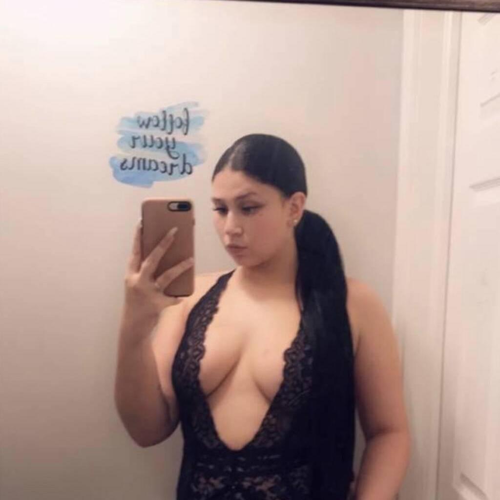 
                        Ivy
                     is Female Escorts. | St. John | New Brunswick | Canada | canadatopescorts.com 
