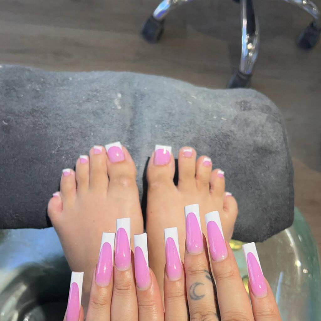 
                        Chloe Cashmere
                     is Female Escorts. | Quebec City | Quebec | Canada | canadatopescorts.com 