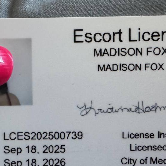 
                        Madison fox
                     is Female Escorts. | Medicine Hat | Alberta | Canada | canadatopescorts.com 