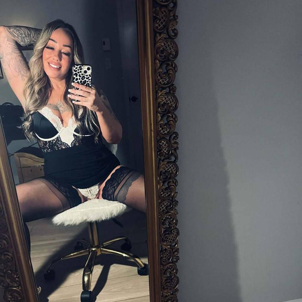 
                        Mercedes
                     is Female Escorts. | Sherbrooke | Quebec | Canada | canadatopescorts.com 