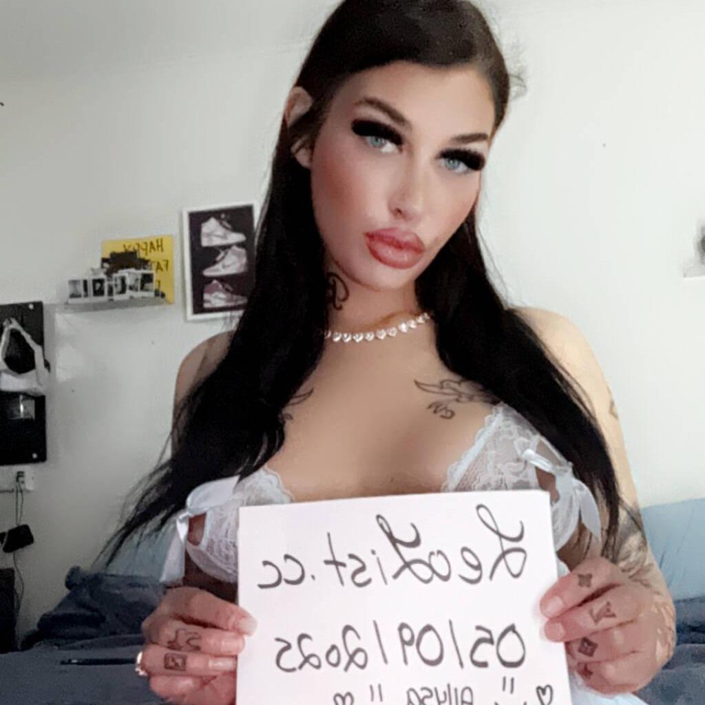 
                        Ally
                     is Female Escorts. | Lethbridge | Alberta | Canada | canadatopescorts.com 