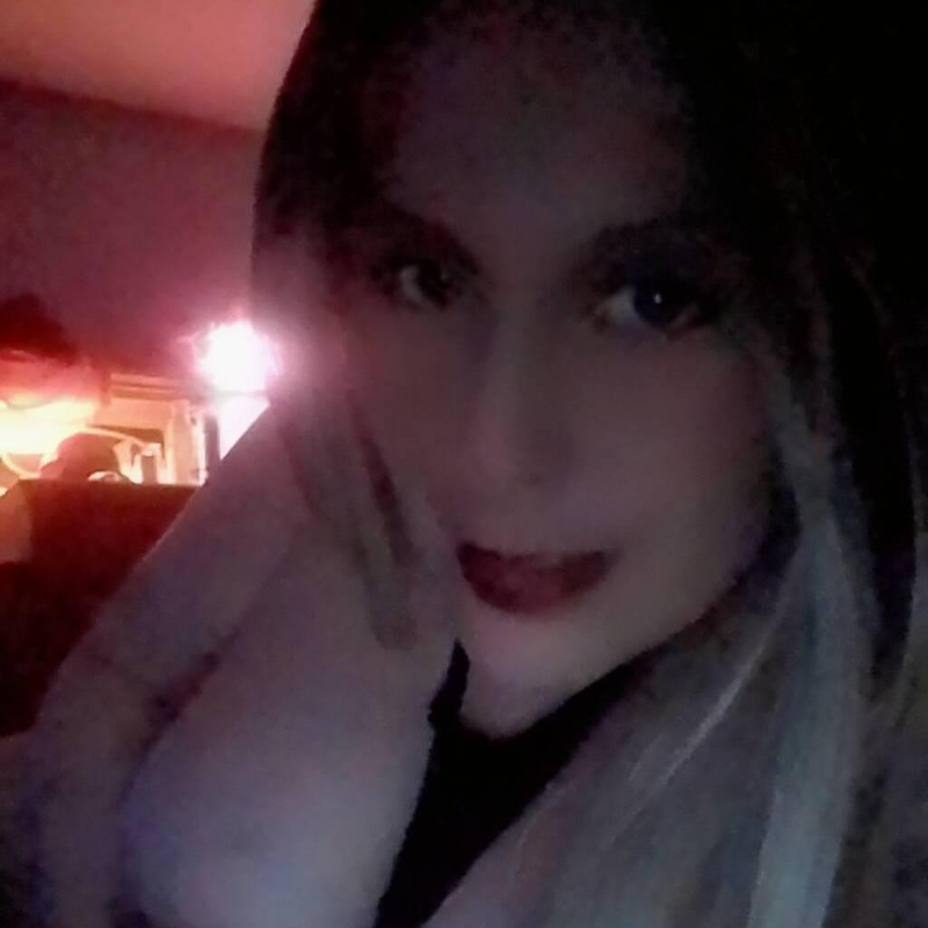 
                        Biannca
                     is Female Escorts. | Cornwall | Ontario | Canada | canadatopescorts.com 