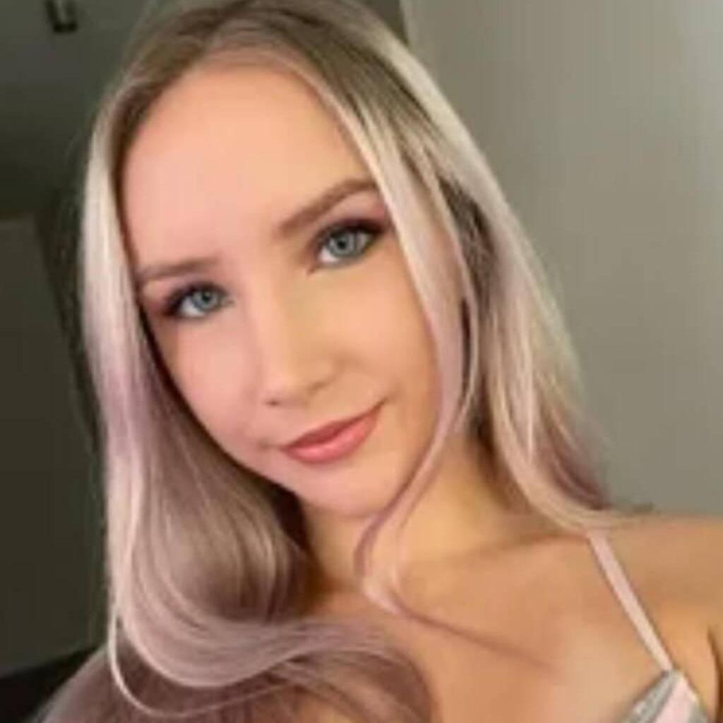 
                        Bella
                     is Female Escorts. | Thunder Bay | Ontario | Canada | canadatopescorts.com 