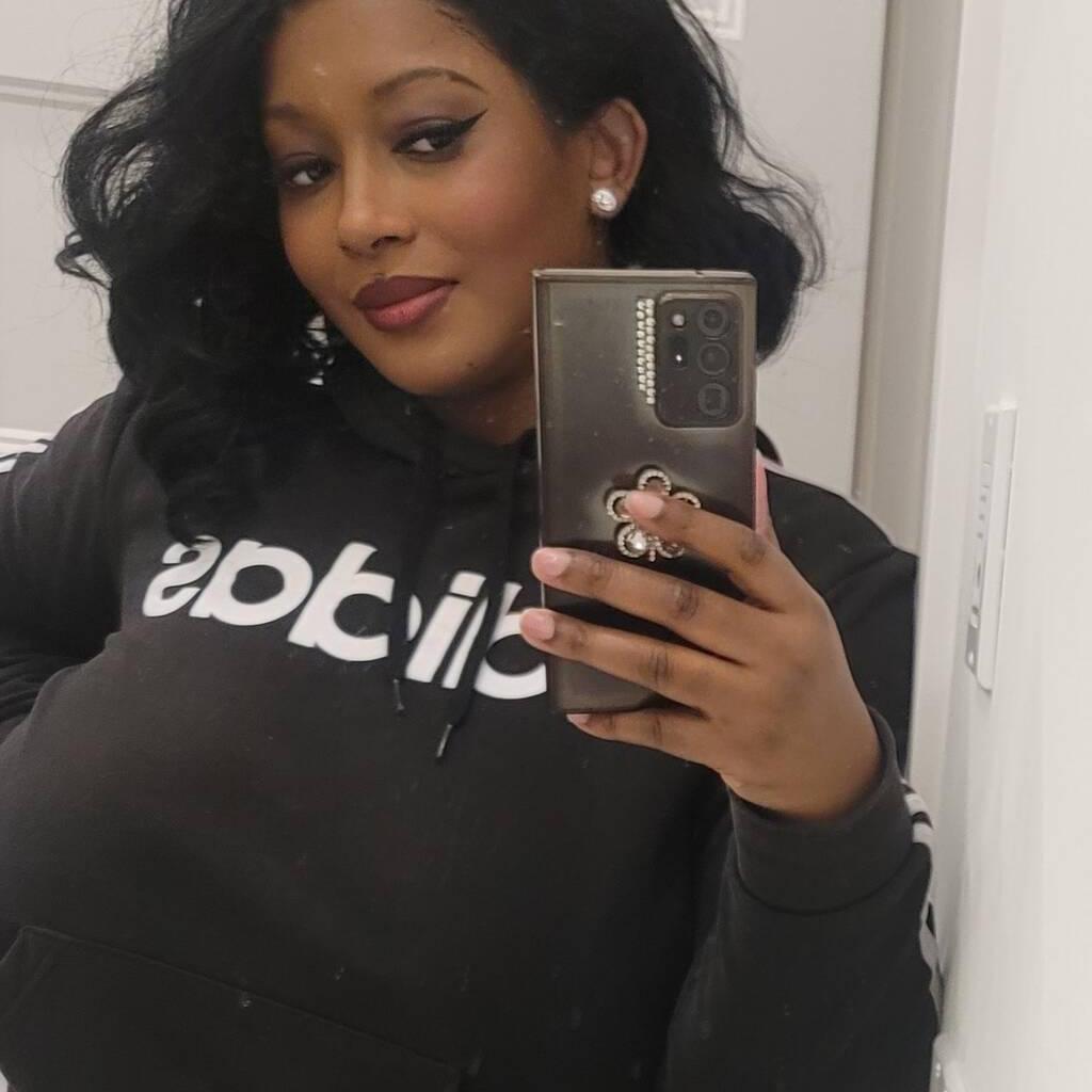 
                        Vivi
                     is Female Escorts. | Quebec City | Quebec | Canada | canadatopescorts.com 