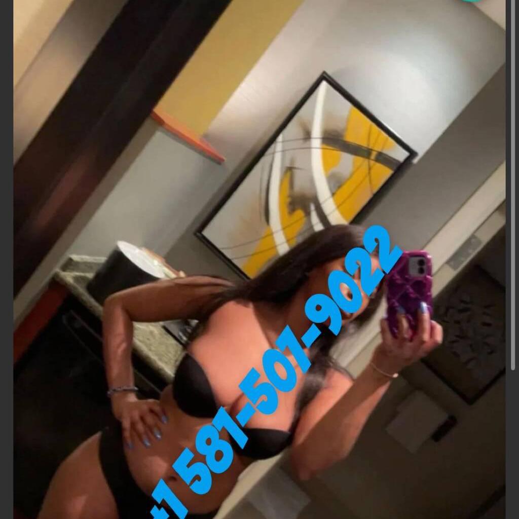 
                        Laura
                     is Female Escorts. | Saguenay | Quebec | Canada | canadatopescorts.com 