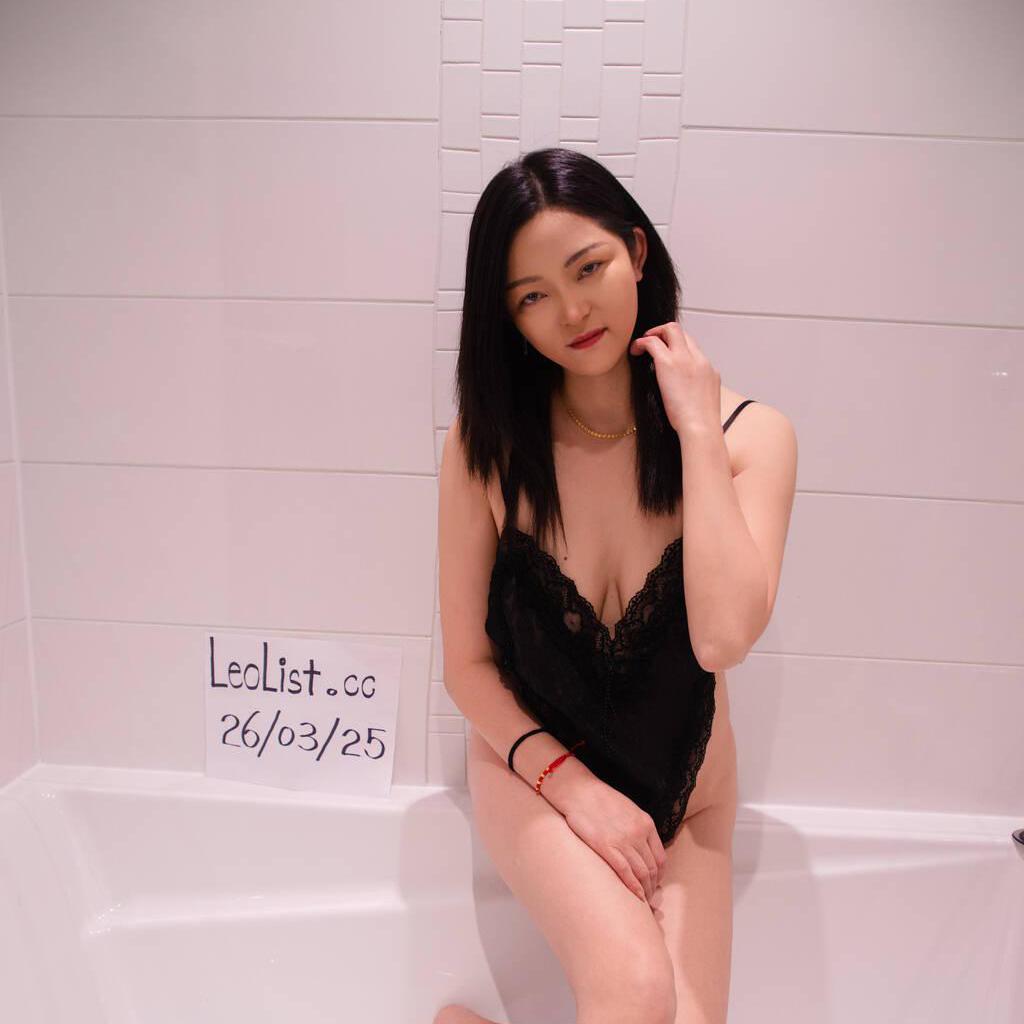 
                        Kitty
                     is Female Escorts. | Toronto | Ontario | Canada | canadatopescorts.com 