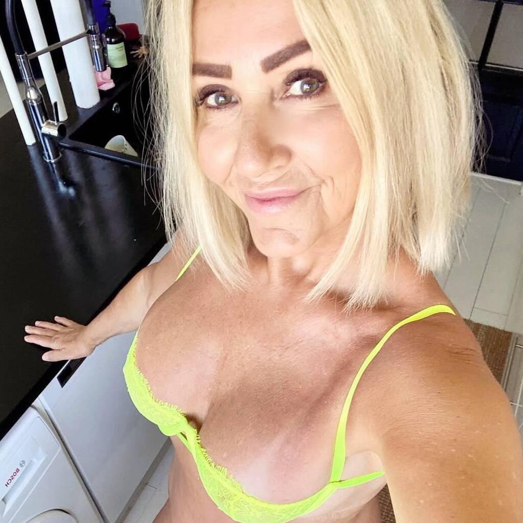 
                        Lena
                     is Female Escorts. | Cornwall | Ontario | Canada | canadatopescorts.com 