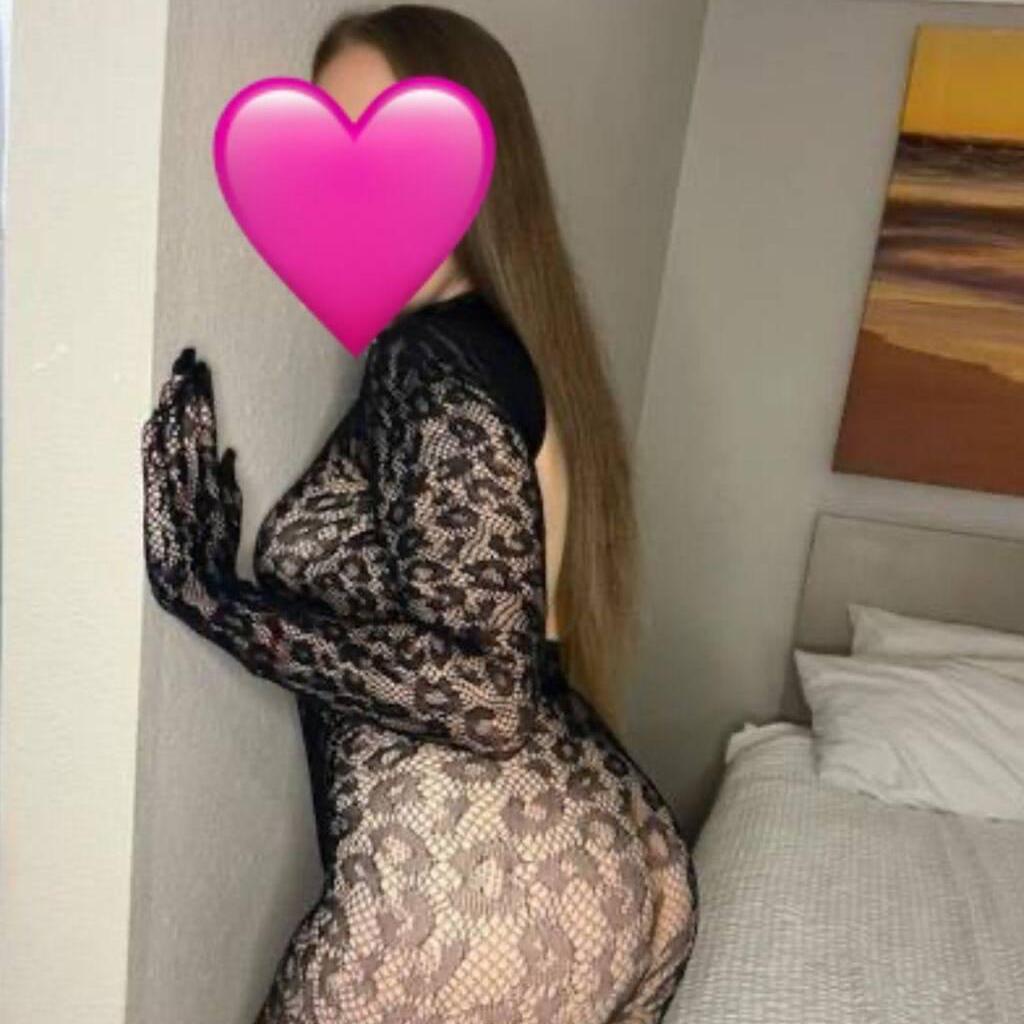 
                        5 International Girls
                     is Female Escorts. | Toronto | Ontario | Canada | canadatopescorts.com 