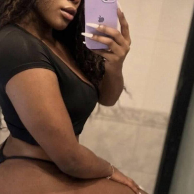 
                        Taylor
                     is Female Escorts. | St. Albert | Alberta | Canada | canadatopescorts.com 