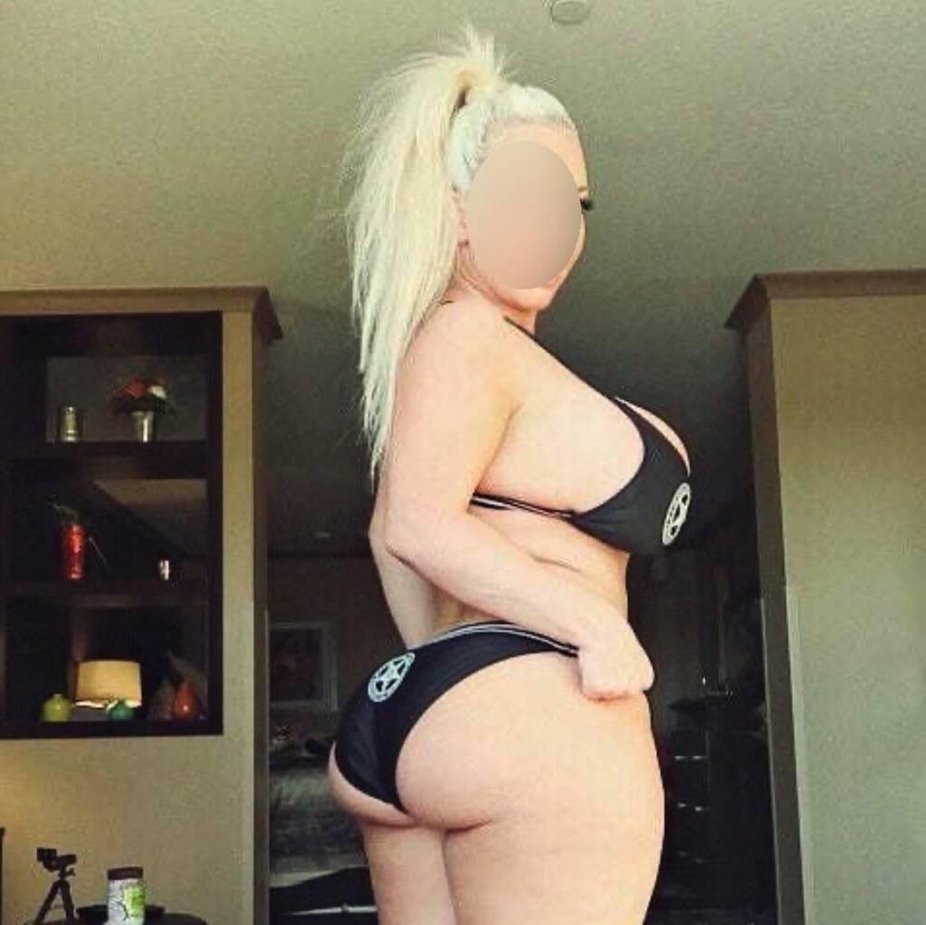 
                        Deena
                     is Female Escorts. | Ft Mcmurray | Alberta | Canada | canadatopescorts.com 