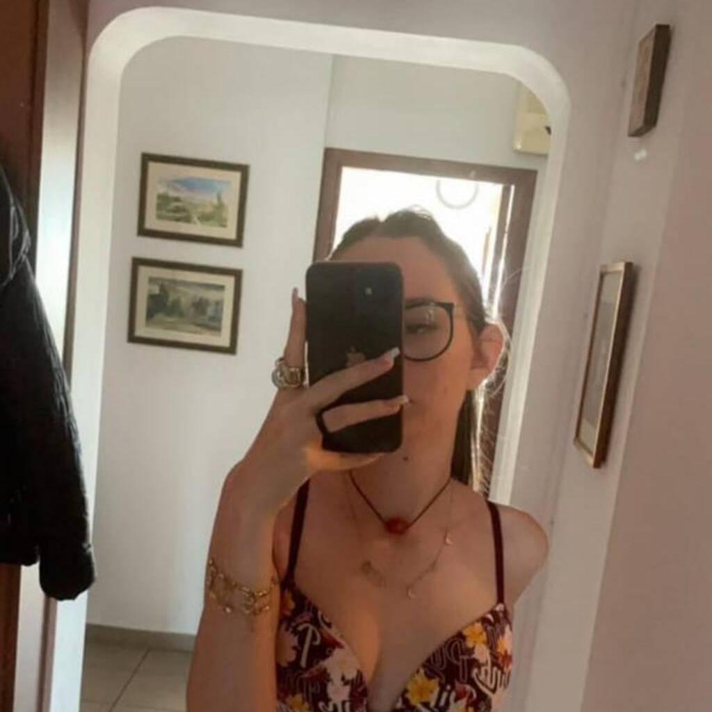 
                        Mirabel Kate
                     is Female Escorts. | Comox Balley | British Columbia | Canada | canadatopescorts.com 