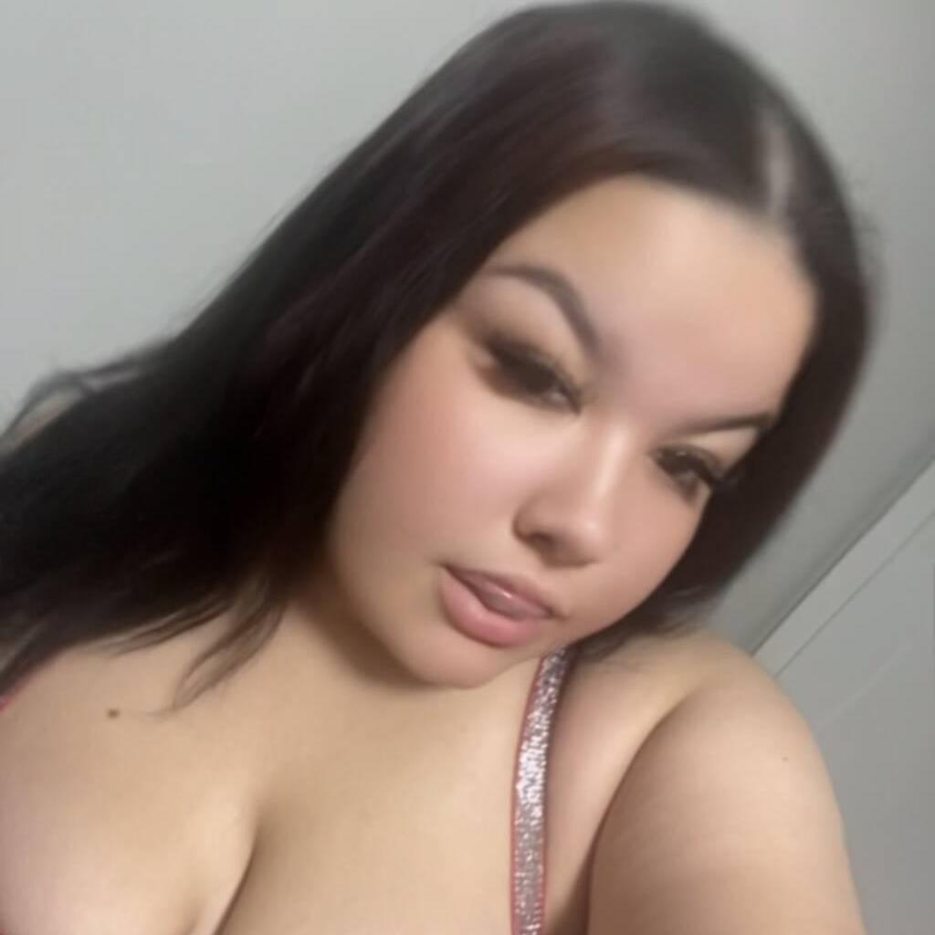 
                        Skye
                     is Female Escorts. | Kitchener | Ontario | Canada | canadatopescorts.com 