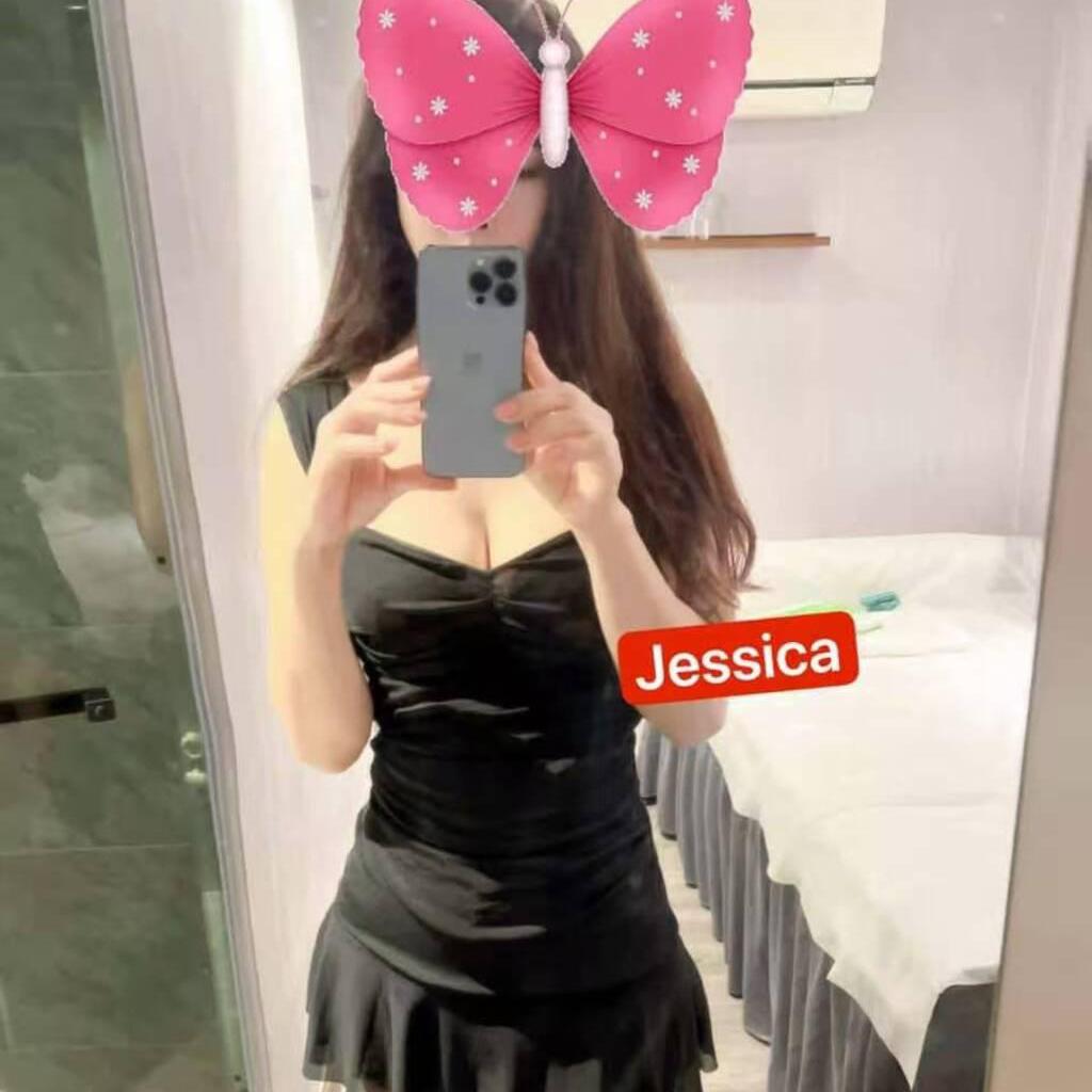 
                        Lulu
                     is Female Escorts. | Yukon | Yukon | Canada | canadatopescorts.com 