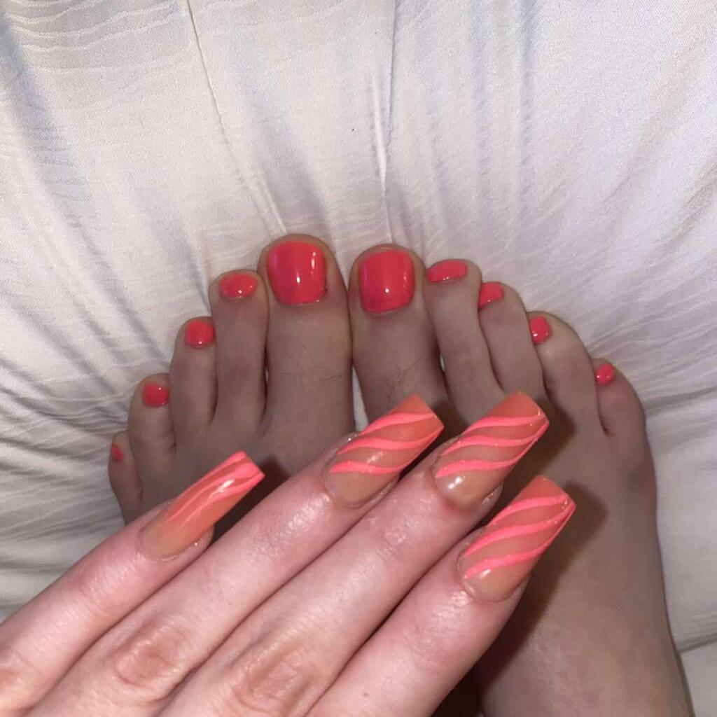 
                        Maple
                     is Female Escorts. | Calgary | Alberta | Canada | canadatopescorts.com 