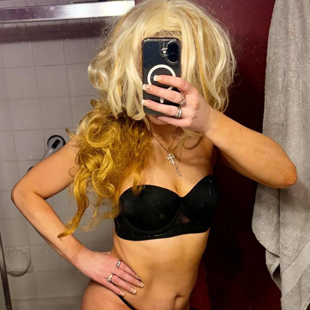 
                        Jessicaflower
                     is Female Escorts. | Calgary | Alberta | Canada | canadatopescorts.com 