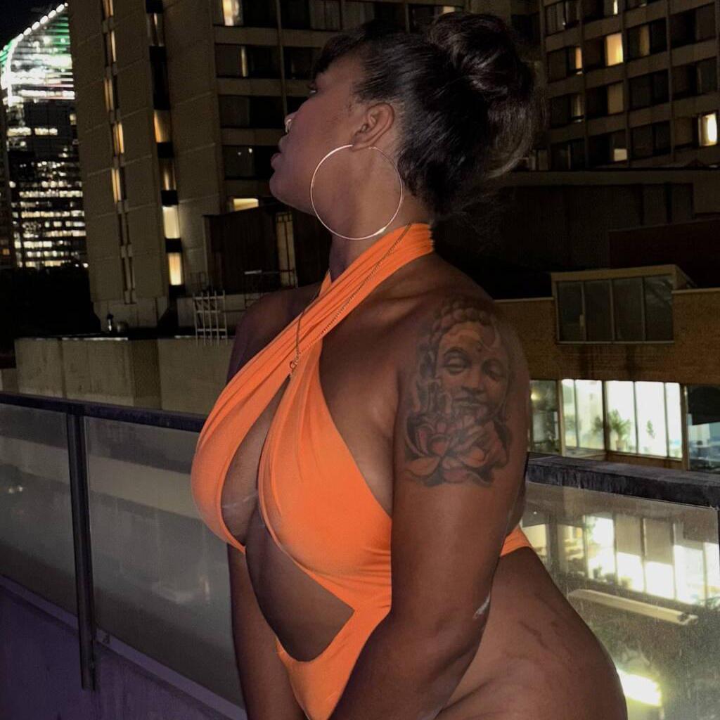 
                        Carmella
                     is Female Escorts. | Hamilton | Ontario | Canada | canadatopescorts.com 