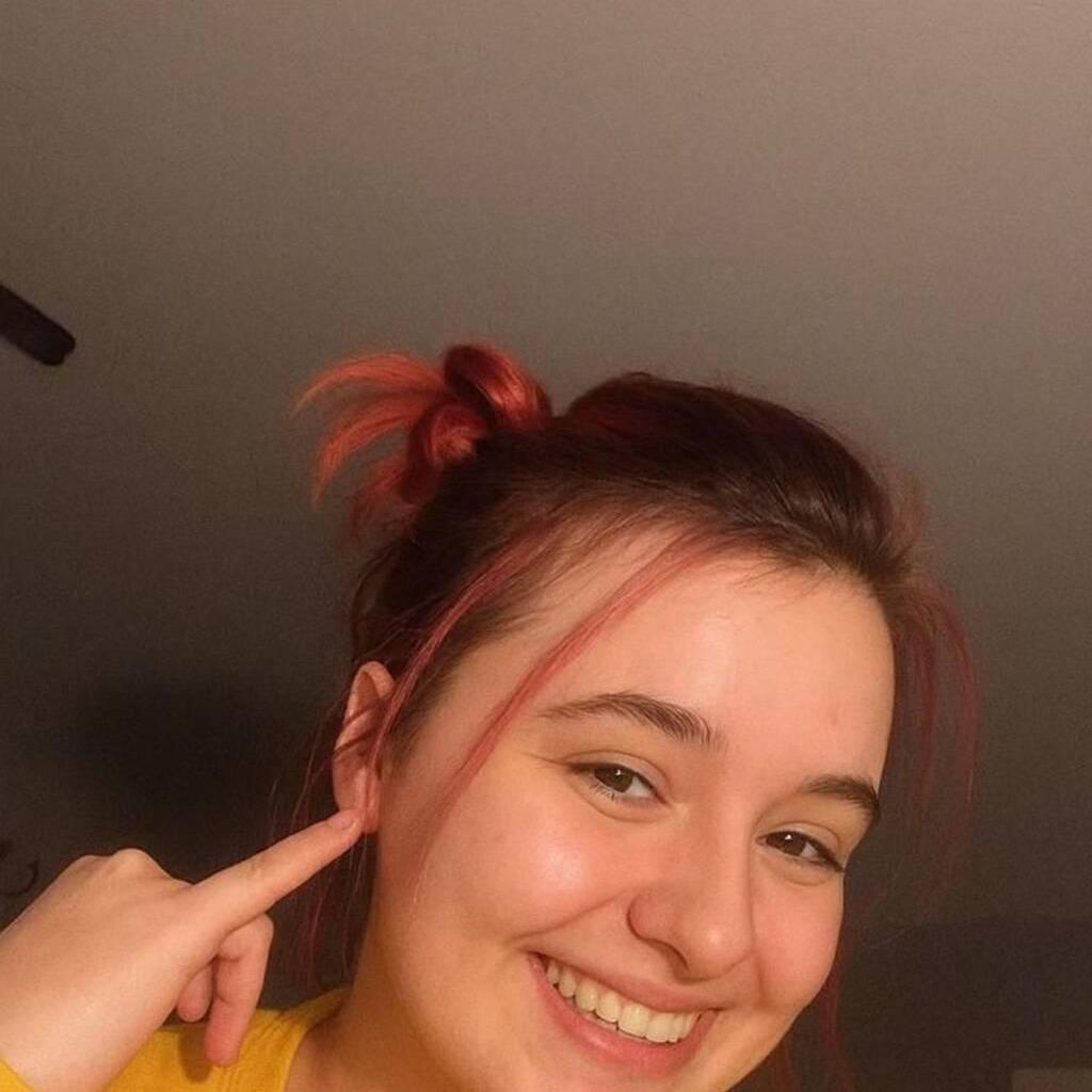 
                        Linda Webster
                     is Female Escorts. | Yukon | Yukon | Canada | canadatopescorts.com 