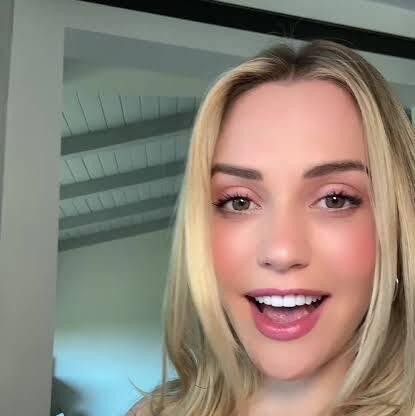 
                        Hannah
                     is Female Escorts. | Owen Sound | Ontario | Canada | canadatopescorts.com 